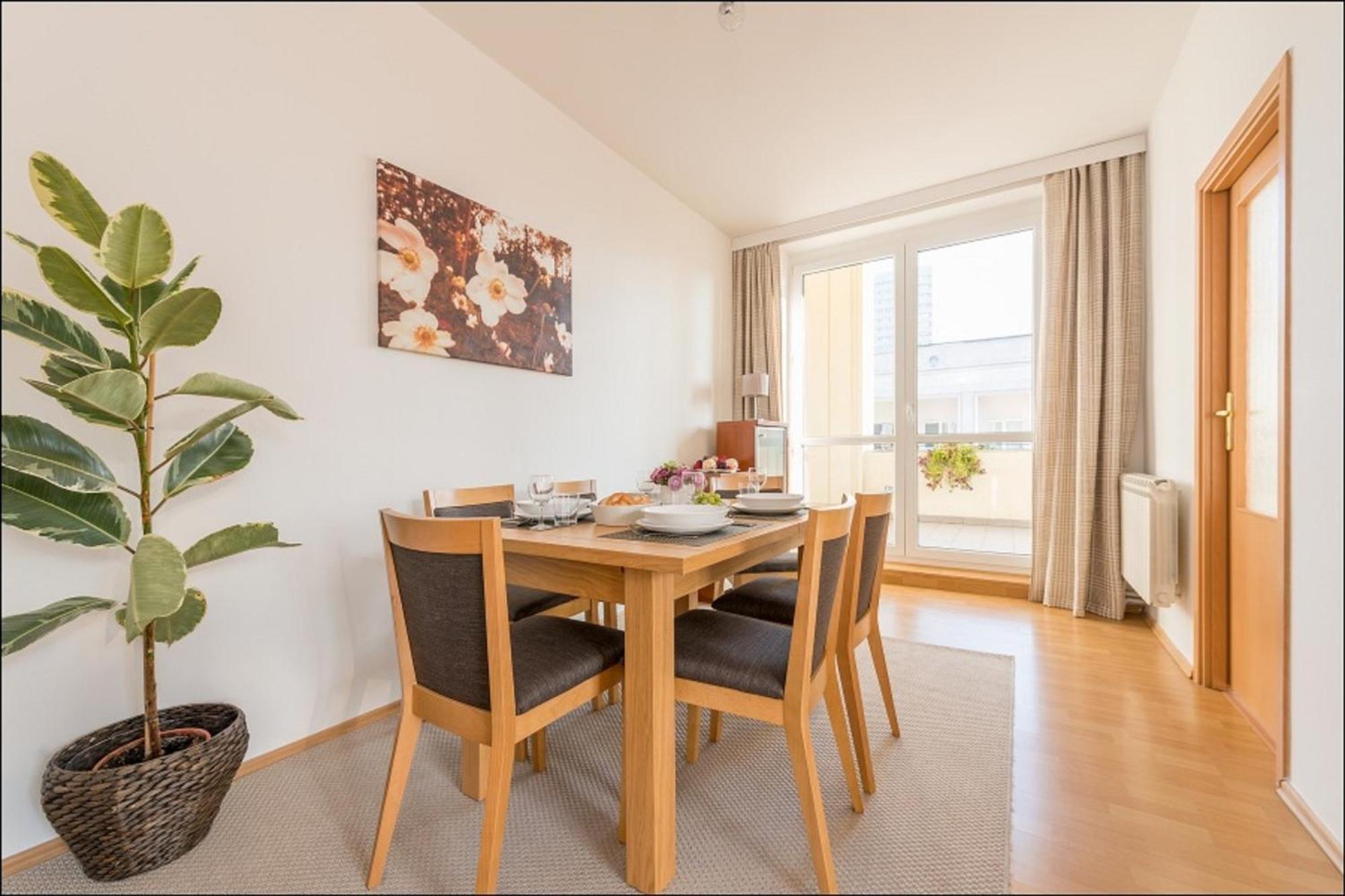 P&O Apartments Zgoda Warsaw Phòng bức ảnh